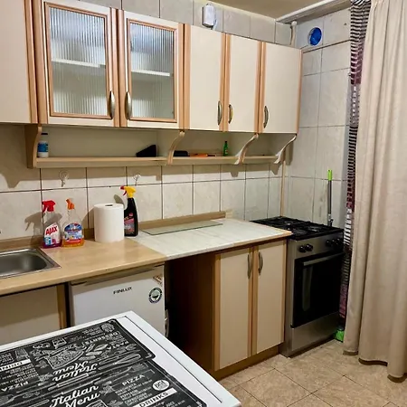 Apartment Garsoniera Decomandata Mcdonalds