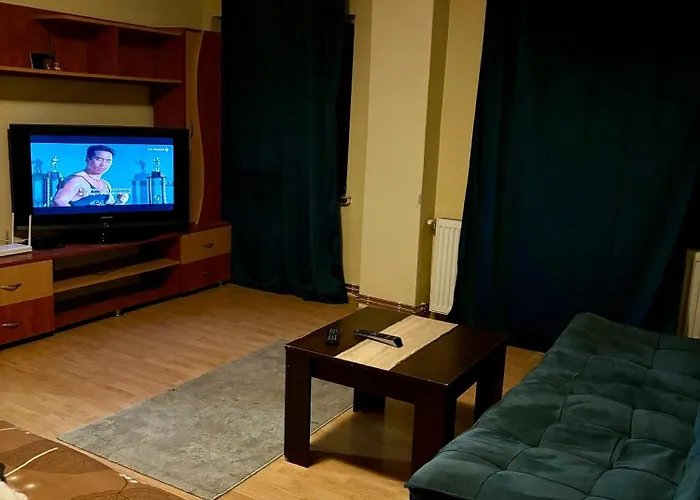 Διαμέρισμα Garsoniera Decomandata Mcdonalds *